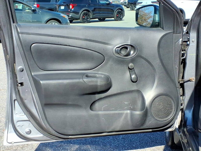 2017 Nissan Versa 1.6 S