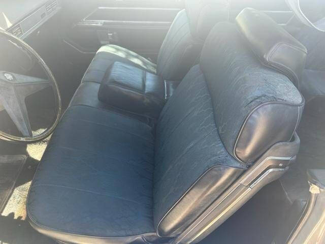 Silver 1969 Cadillac DeVille 2