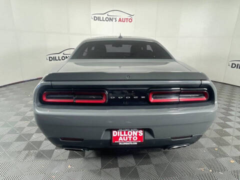 2017 Dodge Challenger SXT