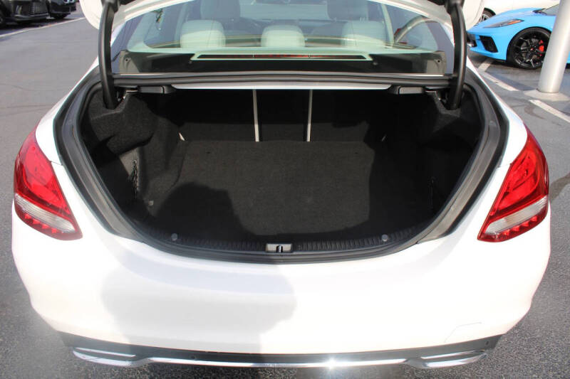 2016 Mercedes-Benz C-Class