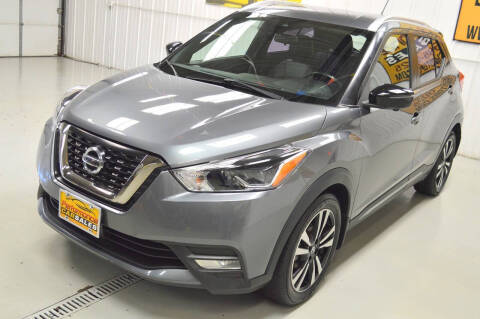 2020 Nissan Kicks SR