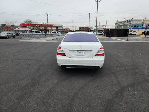 2008 Mercedes-Benz S-Class S 550