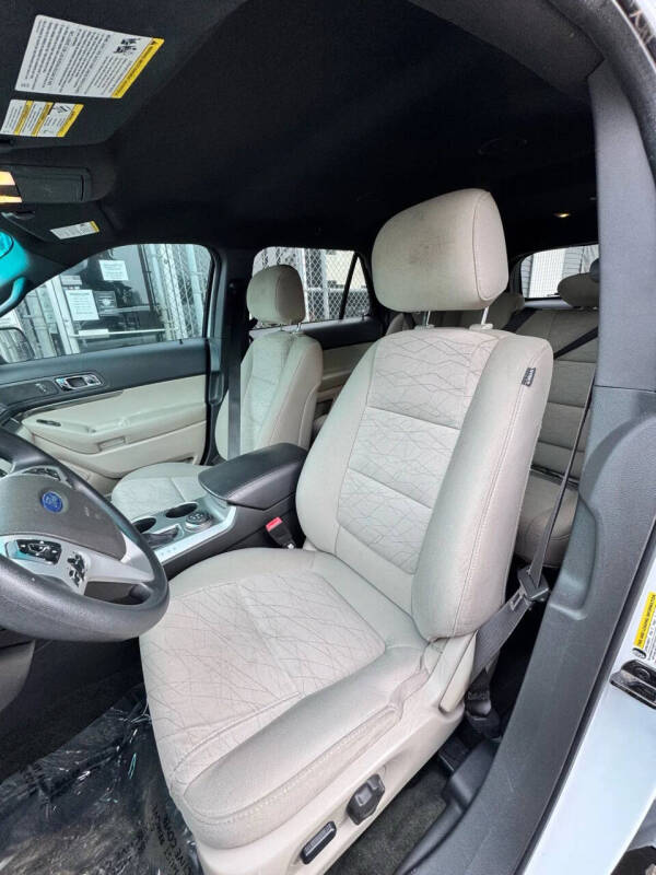 2014 Ford Explorer