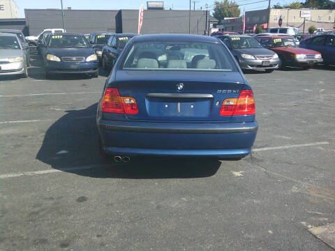 2003 BMW 3 Series 325xi