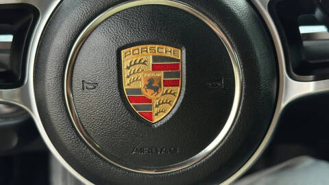 2015 Porsche Macan Turbo