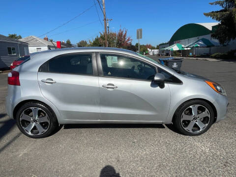 2012 Kia Rio 5-Door EX