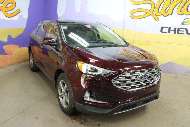 Burgundy Velvet Metallic Tinted Clearcoat 2022 Ford Edge SEL AWD SEL 4dr Crossover 2