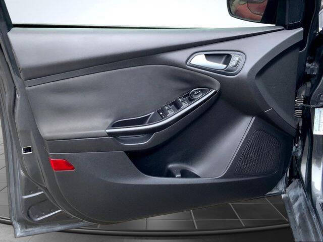 2018 Ford Focus Titanium