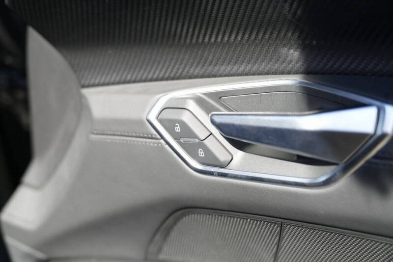 2022 Audi e-tron GT quattro Premium Plus