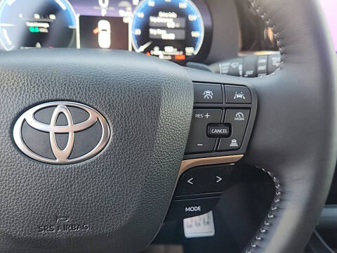 2025 Toyota Crown Signia