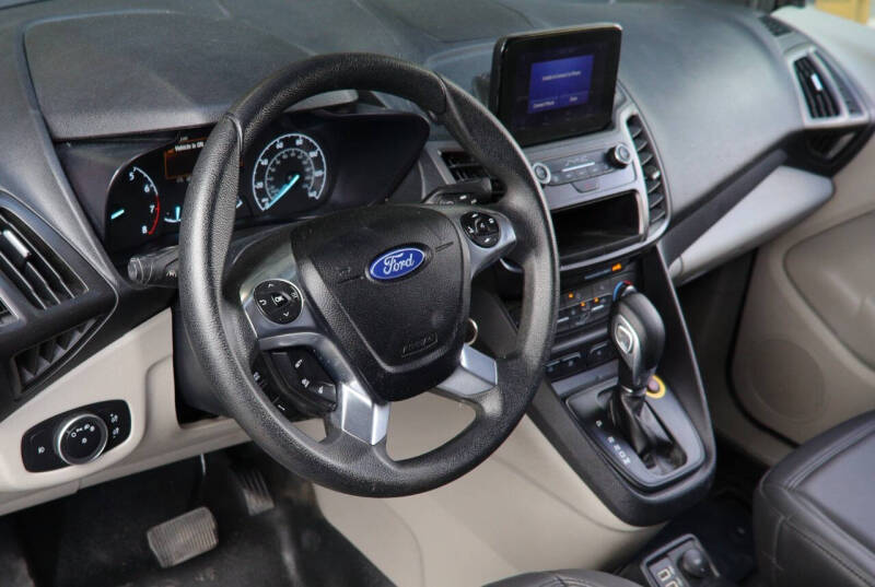 2022 Ford Transit Connect XLT