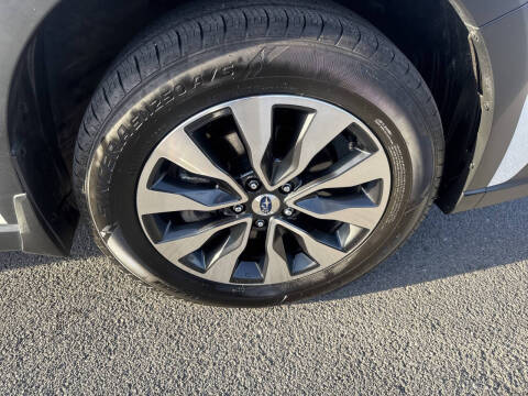 2024 Subaru Outback Touring XT