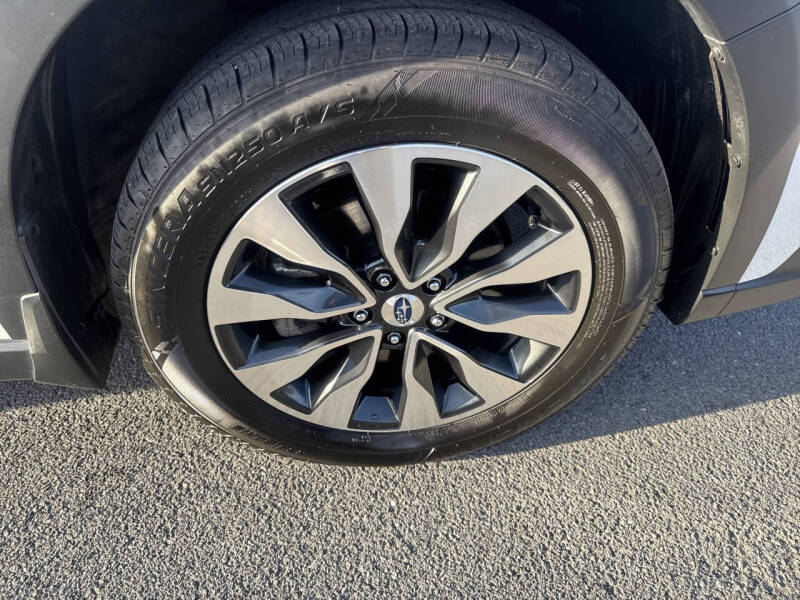 2024 Subaru Outback Touring XT