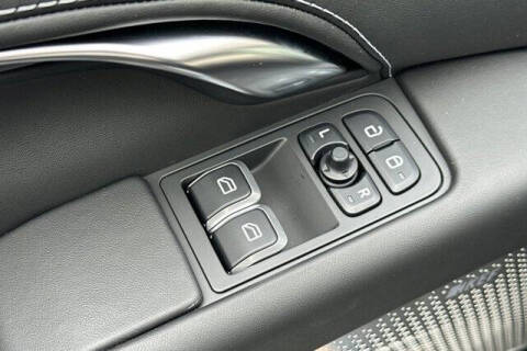 2025 Lotus Emira V6 Base