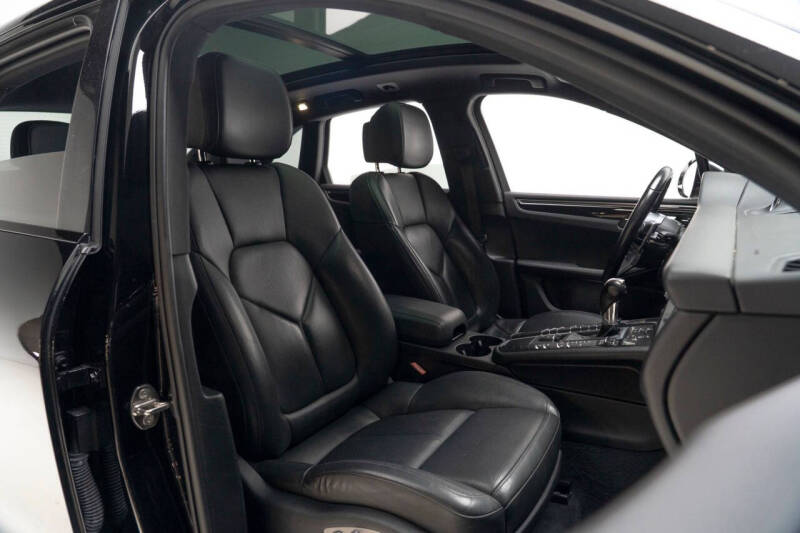 2020 Porsche Macan