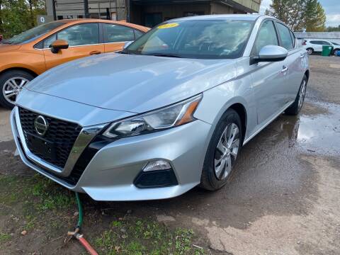 2019 Nissan Altima for sale at BEST AUTO SALES in Russellville AR