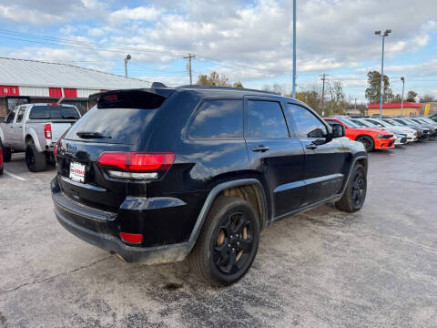 2019 Jeep Grand Cherokee Laredo