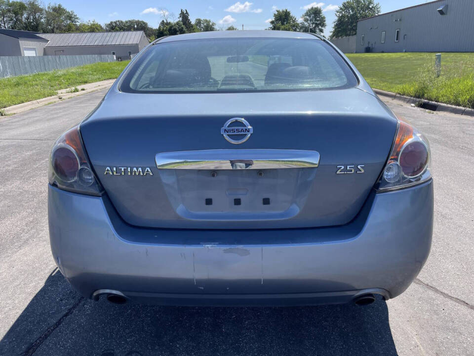 2012 Nissan Altima for sale at Twin Cities Auctions in Elk River, MN