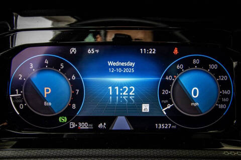 2023 Volkswagen Golf GTI SE