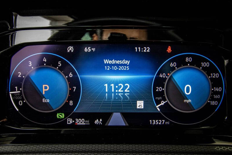 2023 Volkswagen Golf GTI SE