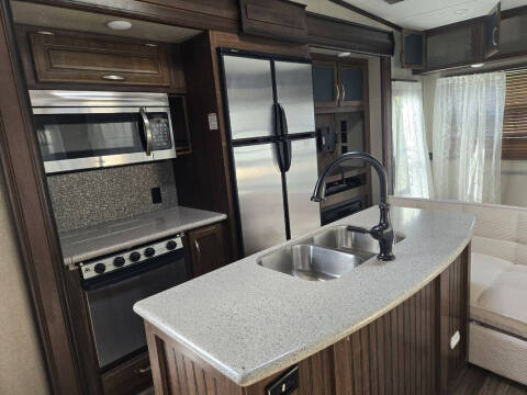 2016 Keystone RV Montana