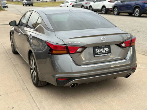 2022 Nissan Altima 2.5 SV