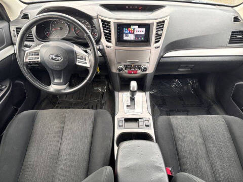 2013 Subaru Legacy 2.5i Premium
