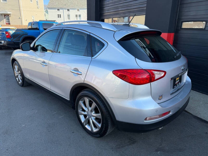 2011 Infiniti EX35