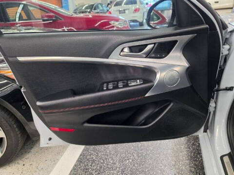 2022 Genesis G70