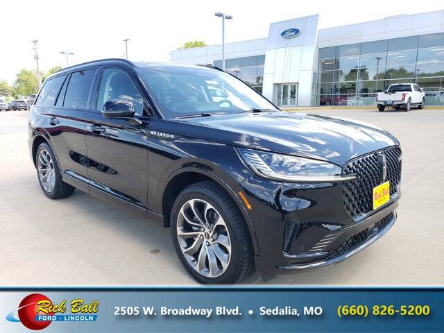 2025 Lincoln Aviator Premiere's photo