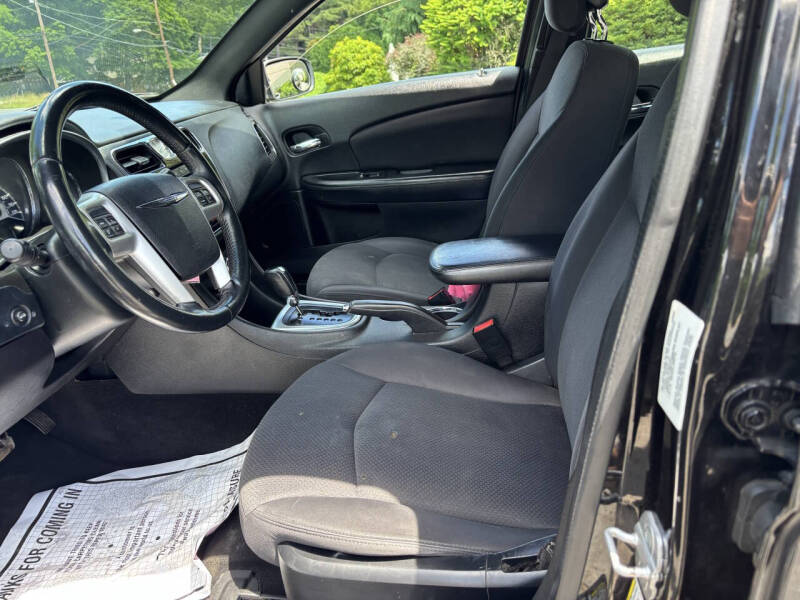 2013 Chrysler 200 Touring