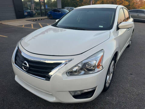 2014 Nissan Altima for sale at K & B AUTO SALES LLC in Saint Louis MO