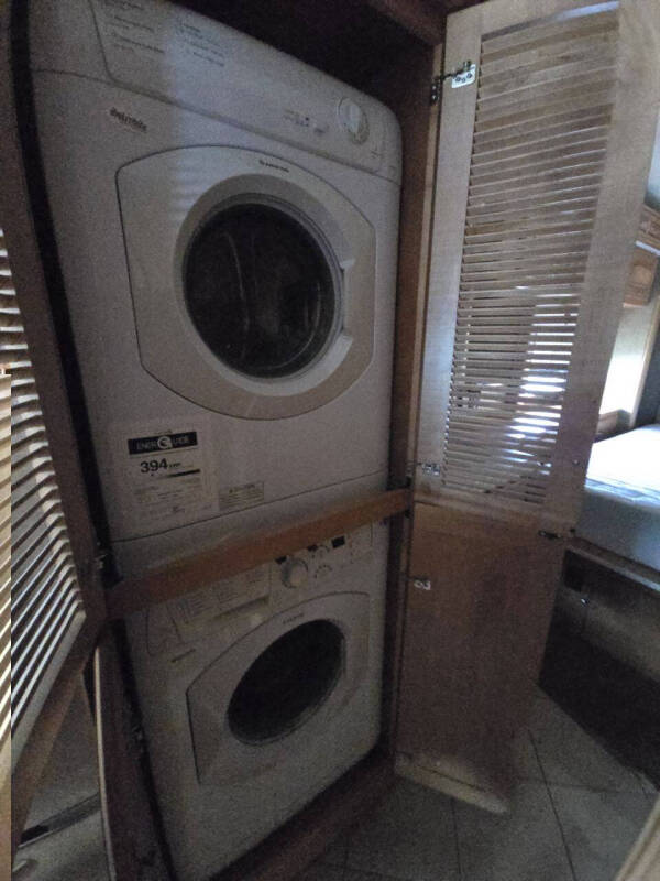 2013 Winnebago Journey