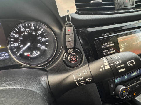 2017 Nissan Rogue Sport SV