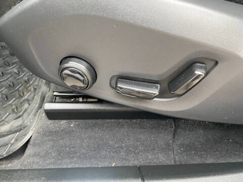 2018 Volvo XC60 T5 Momentum