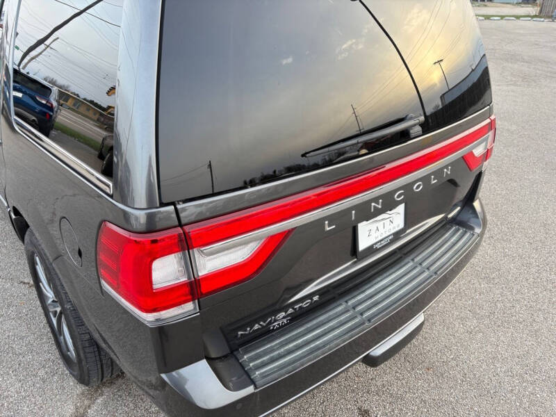 2016 Lincoln Navigator Select