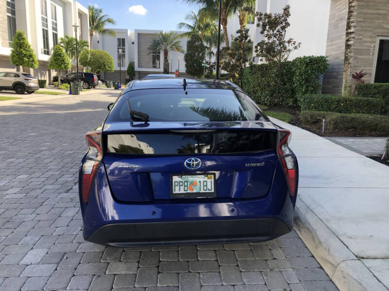 2018 Toyota Prius Two