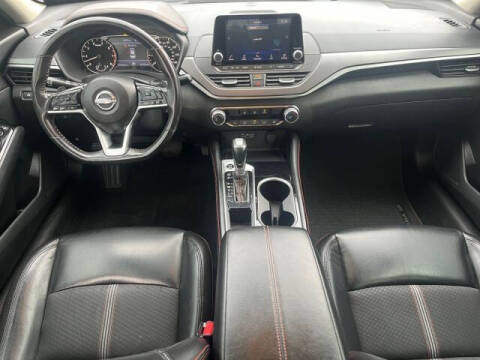 2023 Nissan Altima 2.5 SR