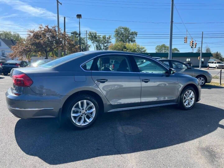 2016 Volkswagen Passat 1.8T R-Line
