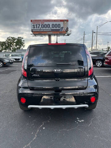 2019 Kia Soul +