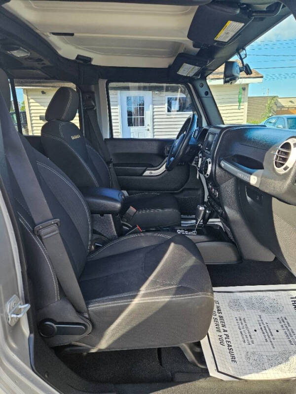 2016 Jeep Wrangler Unlimited Sahara