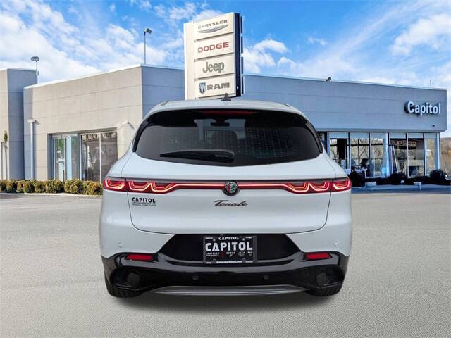 2024 Alfa Romeo Tonale Hybrid Ti