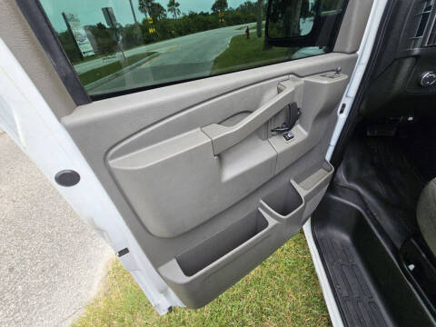 2021 Chevrolet Express 2500