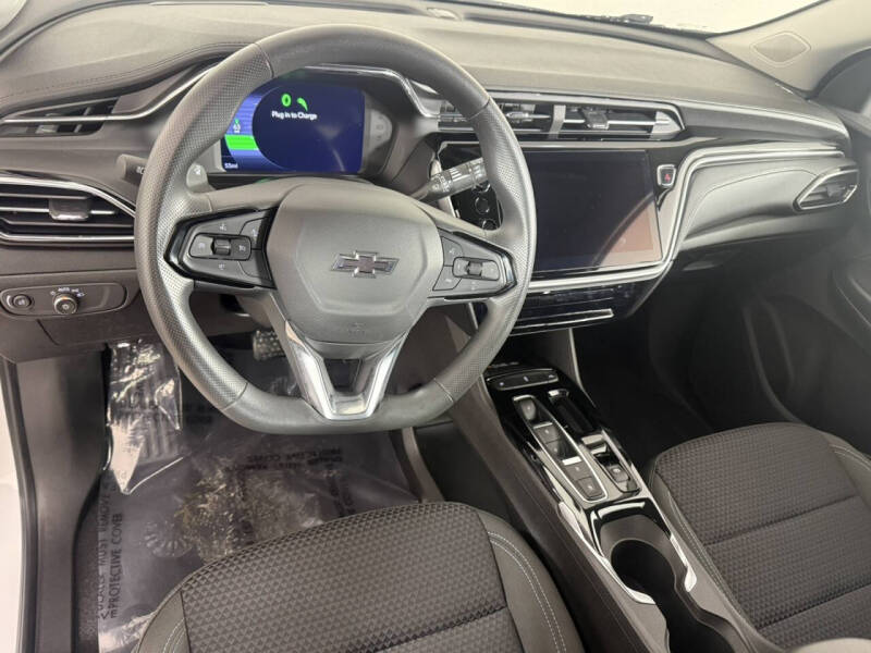 2023 Chevrolet Bolt EUV LT