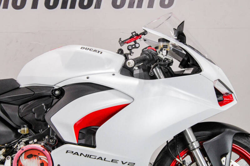 2021 Ducati Panigale V2