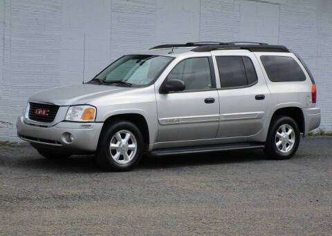 2005 gmc envoy xl white