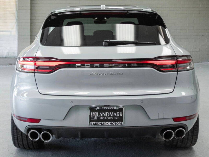 2021 Porsche Macan Turbo