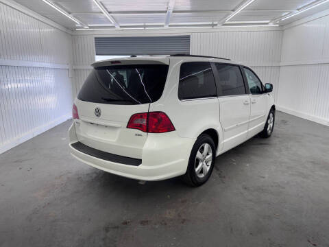 2011 Volkswagen Routan