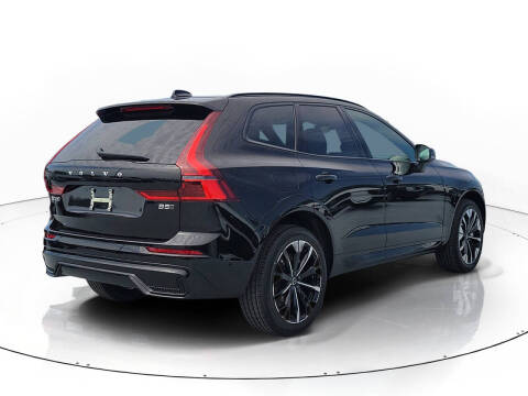 2026 Volvo XC60 B5 Plus