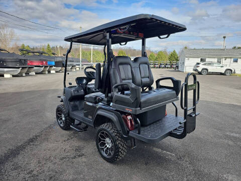 2025 Evolution Maverick 2 + 2